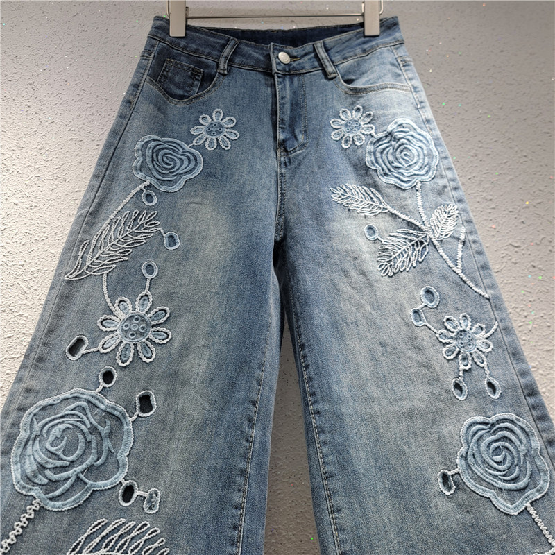 Jeans Rectos con Bordado Floral de Mezclilla y Poliéster con Bordado image 2