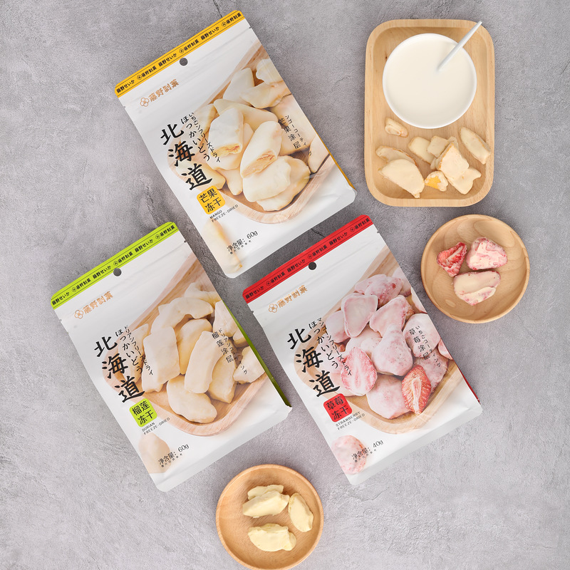 Tougho's Dried Strawberry Mango Durian Japanese Style Instant Fruit Snacks Wholesaler