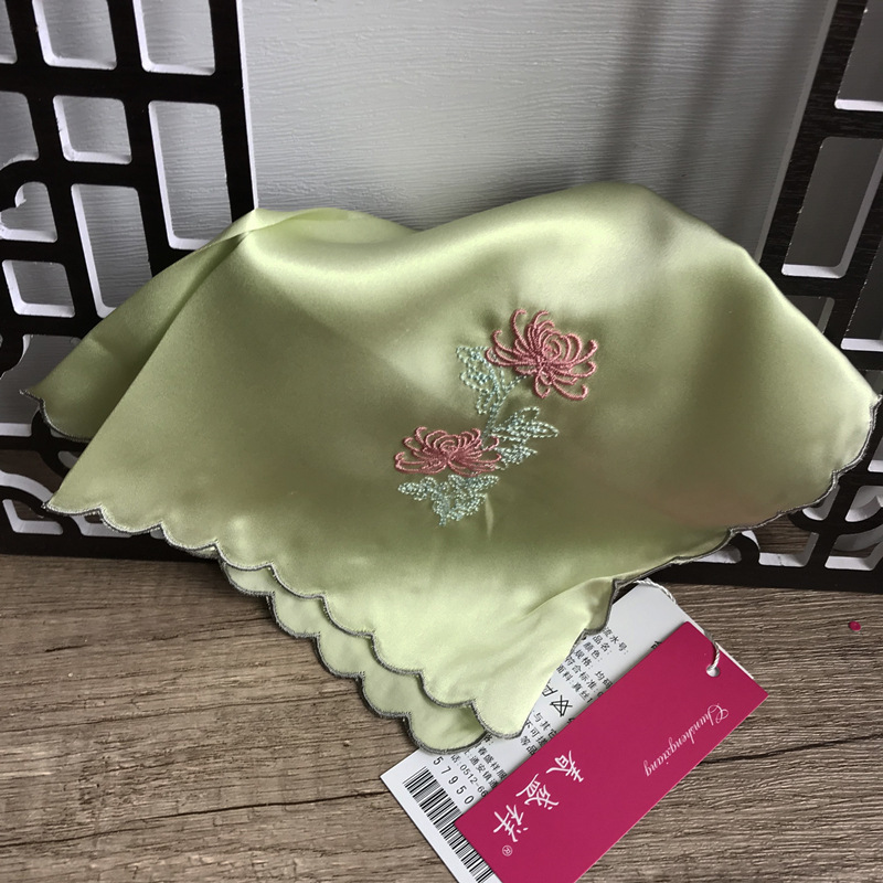 古典真丝绣花手帕 真丝素绉缎手帕 女士绣花手绢 加厚-阿里巴巴