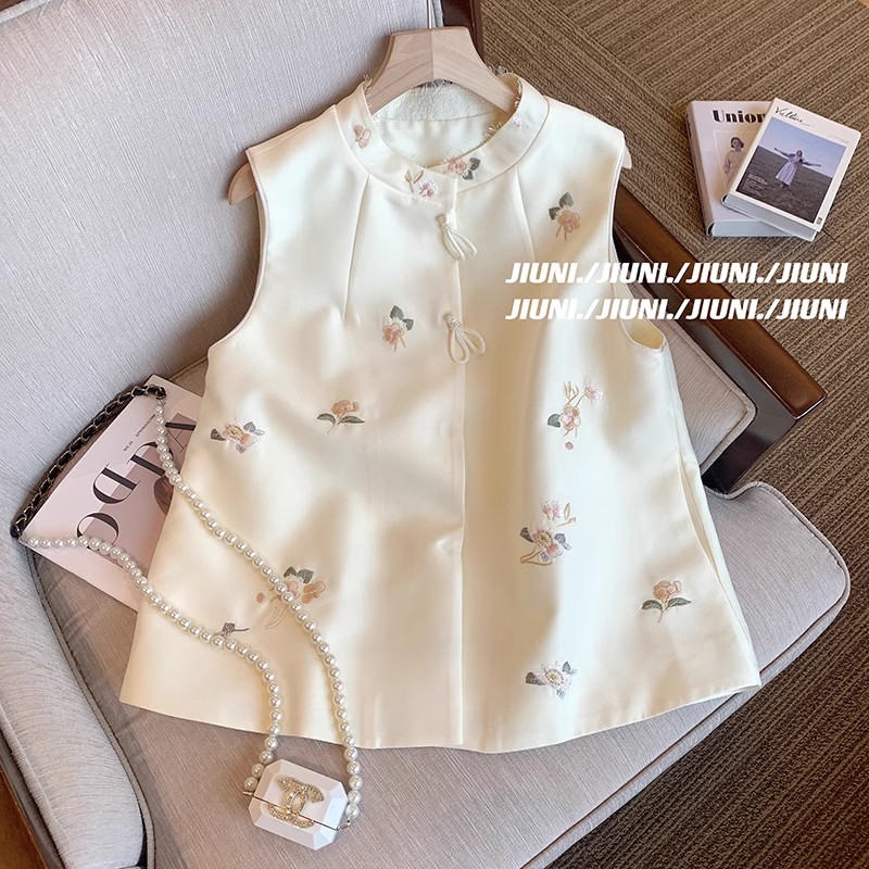 Summer Satin New Chinese Style Women's Vest Embroidered 2025 New Sleeveless Vest Top
