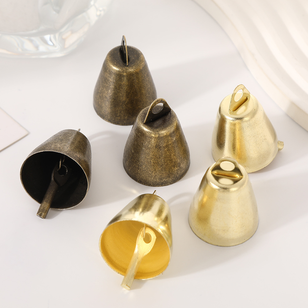 2,6 cm de altura e espessura, decoração de árvore de Natal, sino de chifre aberto, latão antigo, pingente de sino de vento de metal para fazer você mesmo_voghion.com