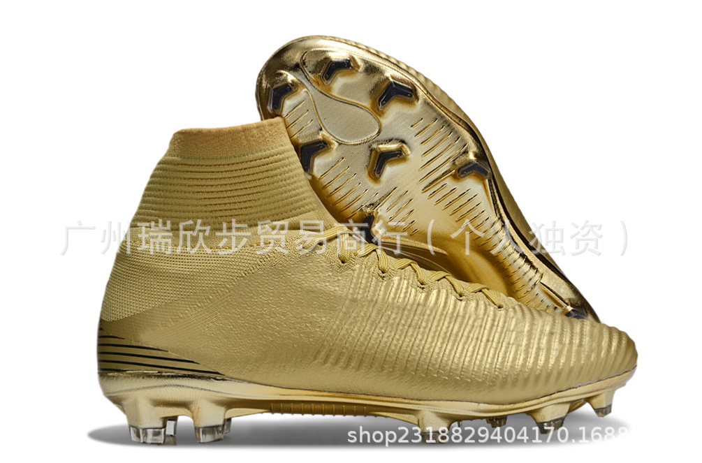 Other Soccer Cleats High Gold