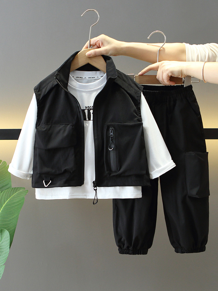 Conjunto de Ropa de Primavera para Niños 7729, Nuevo Conjunto de Tres Piezas con Chaleco de Trabajo Moderno y Genial para Niños, Ropa de Primavera y Otoño para Bebés 2026