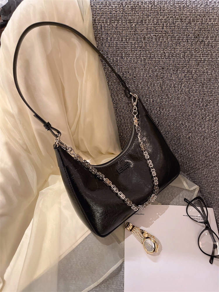 Genuine Leather French Underarm Bag For Women 2026 New Retro Crescent Bag Stylish Chain Casual Versatile Crossbody Bag - Thumbnail 7