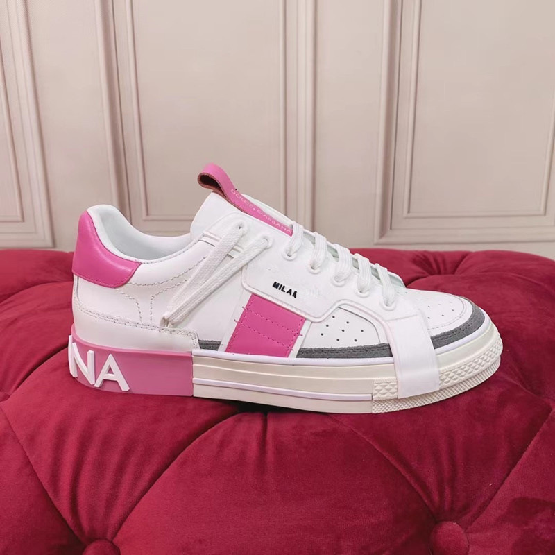 Zapatos deportivos casuales transpirables y perforados de moda coreana estilo DG, versión superior, para hombre, invierno 2025, zapatos blancos de moda europeos y americanos para mujer.