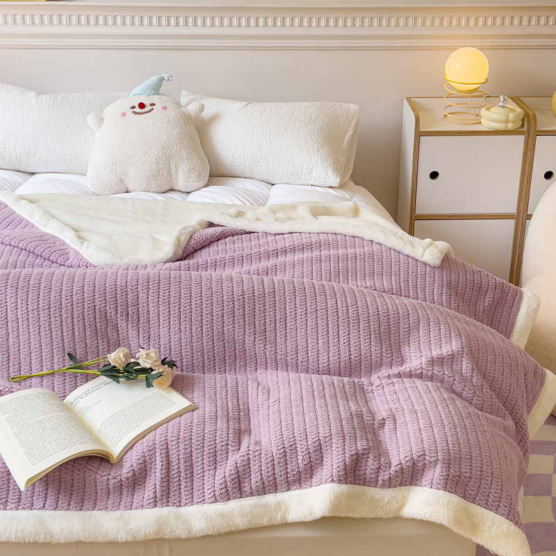 Nueva manta de piel de conejo gruesa de doble capa manta de felpa de conejo cálida de otoño e invierno manta de regalo de terciopelo de leche fabricante al por mayor