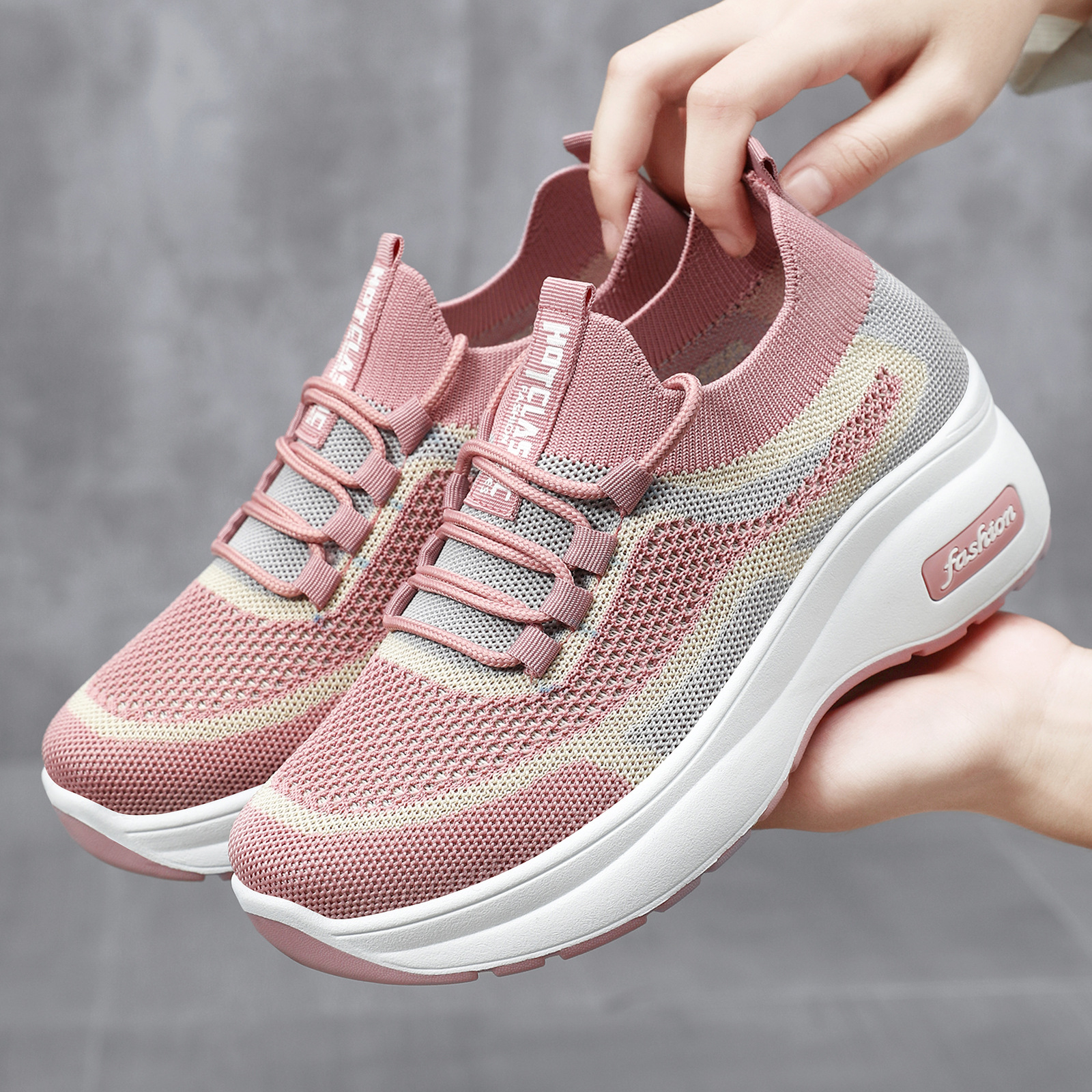 Zapatos de mujer 2026 de verano con suela gruesa, estilo casual, para comercio exterior al por mayor, zapatos que aumentan la altura, transpirables, cómodos, para mamá. image 3