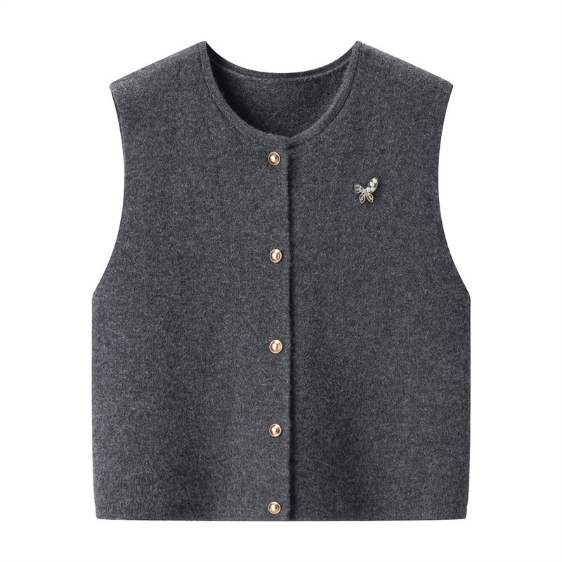 2025 Autumn and Winter Korean Style Sleeveless Thick Knitted Vest for Women Gray Design Layered Button Vest Top 2025 Autumn and Winter Korean Style Sleeveless Thick Knitted Vest for Women Gray Design Layered Button Vest Top