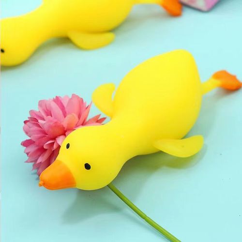 Duck rush to relieve stress, duck pinch fun, vent flour ball decompression artifact toy, hot-selling slow rebound