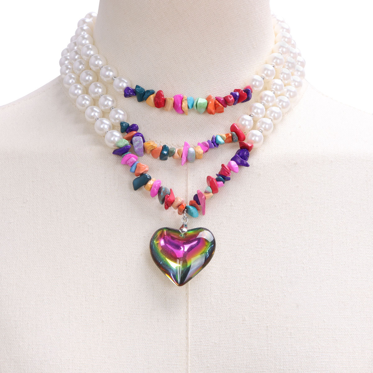 Collar largo retro con cadena de perlas turquesas y corazón cristal_voghion.com