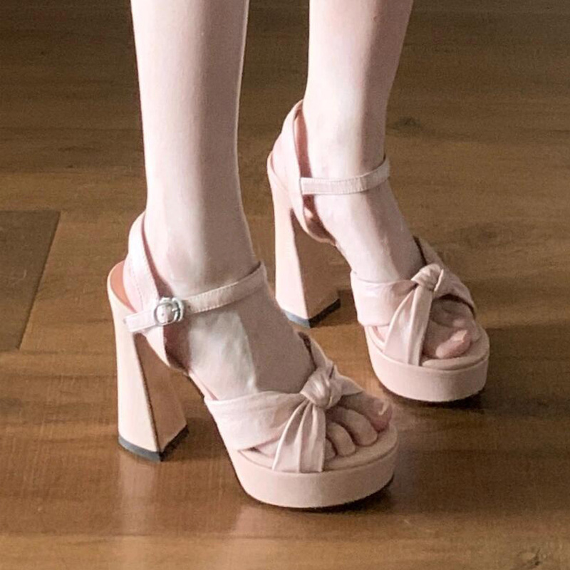 One-Strap High-Heeled Shoes, Thick-Heeled Sandals for Women, Perfect for Summer Wear with Skirts, Beautiful and Comfortable, Waterproof Platform Thick-Soled Sandals One-Strap High-Heeled Shoes, Thick-Heeled Sandals for Women, Perfect for Summer Wear with Skirts, Beautiful and Comfortable, Waterproof Platform Thick-Soled Sandals