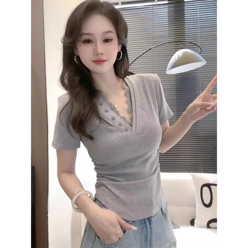 Designed Sexy Slim-Fitting Pure Lust Style Lace Splicing V Neck Short-Sleeved T-Shirt for Women in Summer Slimming Look and Versatile Shirt