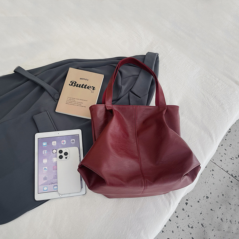 Bolsa de comercio exterior transfronteriza, bolsos de moda y ocio, bolsos de hombro, bolsos axilares ligeros y de gran capacidad, bolsos especiales para mujeres de piel blanda