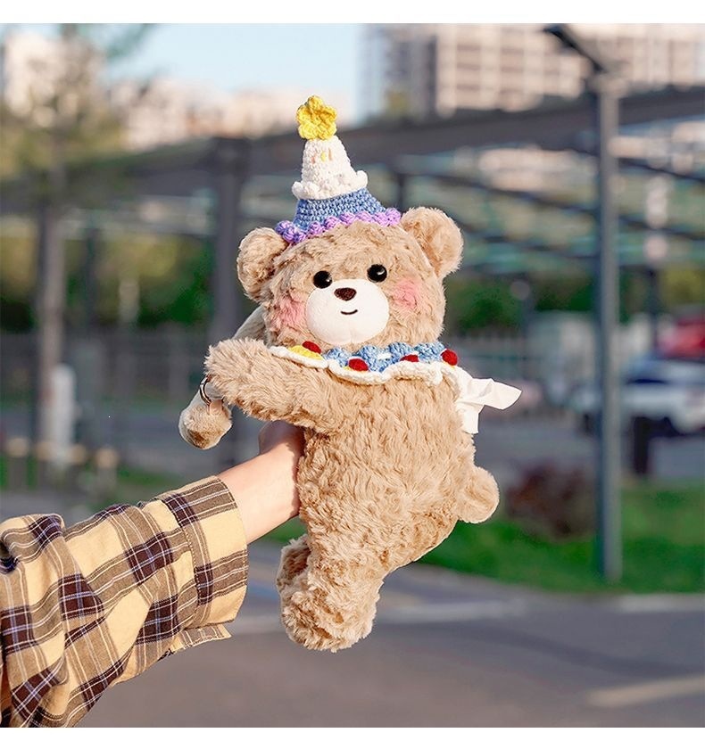 Car accessories: cute little bear tissue box for women, car-specific tissue box hanging bag, car interior decoration category