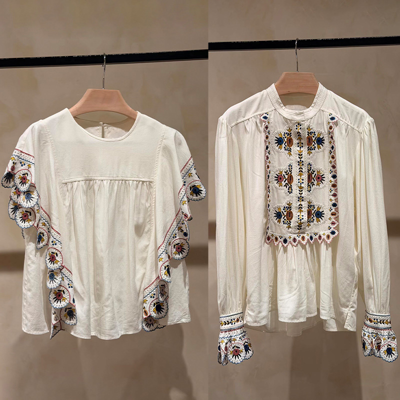 French-style niche 2026 early autumn exquisite petal-style cuff colorful embroidered pattern pullover round-neck shirt 26809 French-style niche 2026 early autumn exquisite petal-style cuff colorful embroidered pattern pullover round-neck shirt 26809