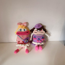 新款可爱手工钩织包卡通大嘴妹女孩玩偶毛线包成品编织女士斜挎包