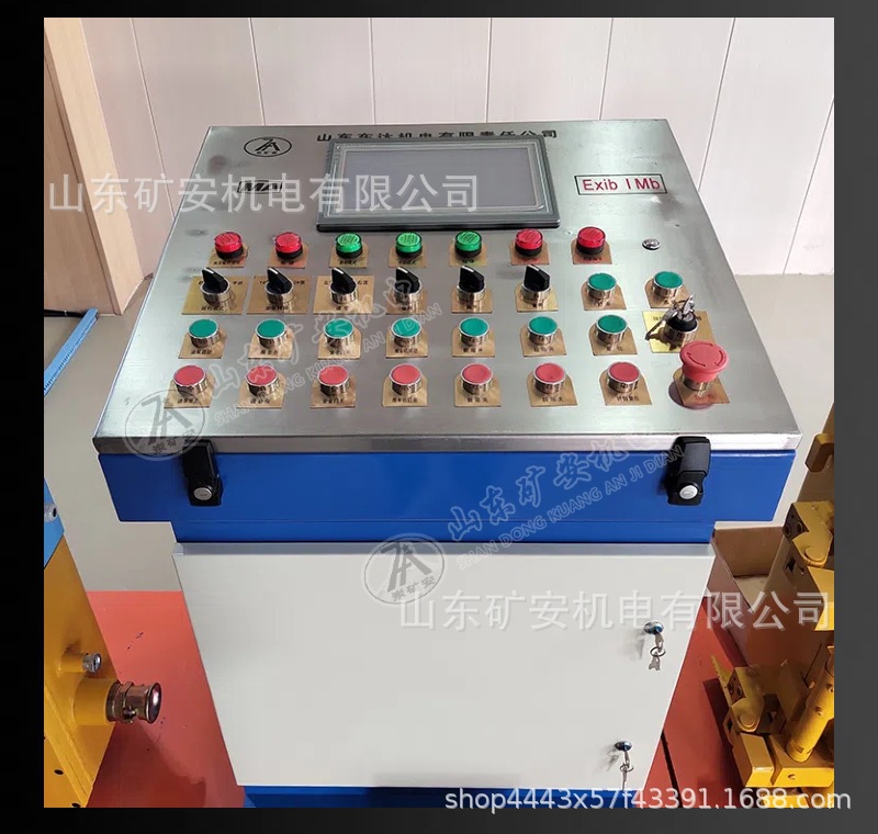 操作台详情 (7).jpg