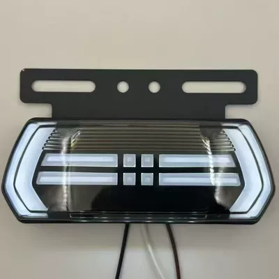 the ground side light with steering | Width indicator light