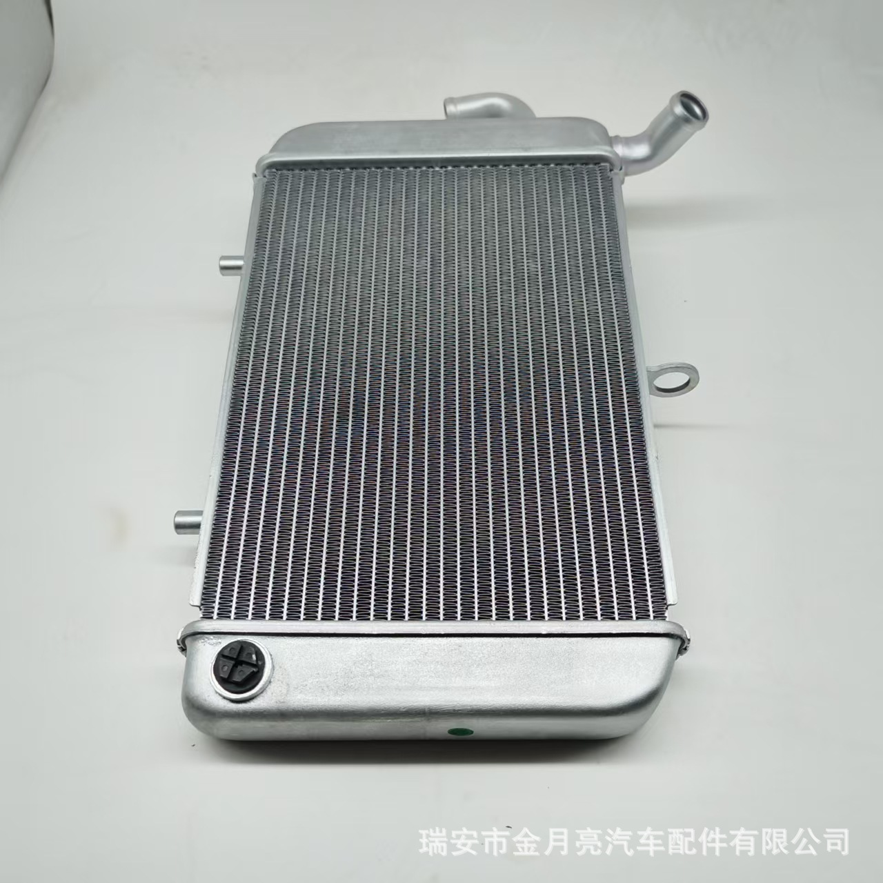 Suitable for Yamaha X-MAX300 motorcycle water tank assembly, water-cooled radiator, aluminum alloy water tank