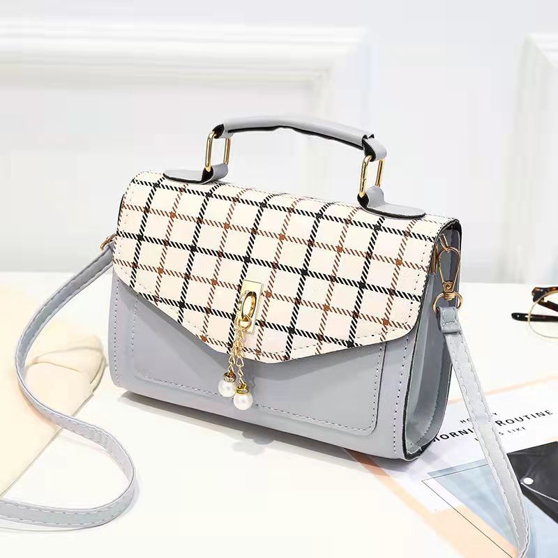 Women's 2024 New Crossbody Fashionable Instagram Versatile Shoulder Simple Handheld Bag Trendy_voghion.com