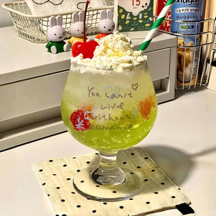 �¿�ins���_͸����������Ů�Ŀɐ۸��ֵ�t�Ʊ����֭ˮ���W�t
