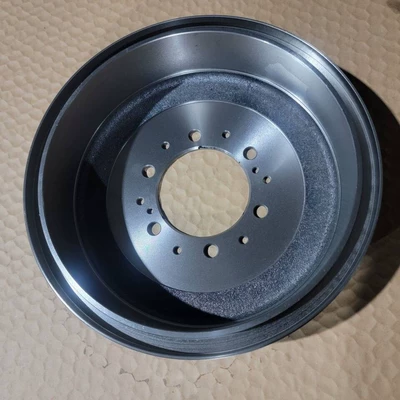 and Hilux drum brakes – Brake disc/brake drum