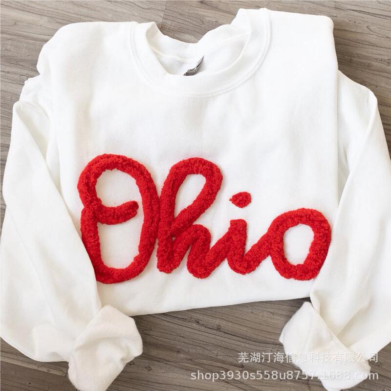 Cross-Border Hot-Selling Custom Chenille Floral Lettering Towel Embroidery Personalized Retro Round-Neck Commemorative Shirt, Minimum Order One Piece