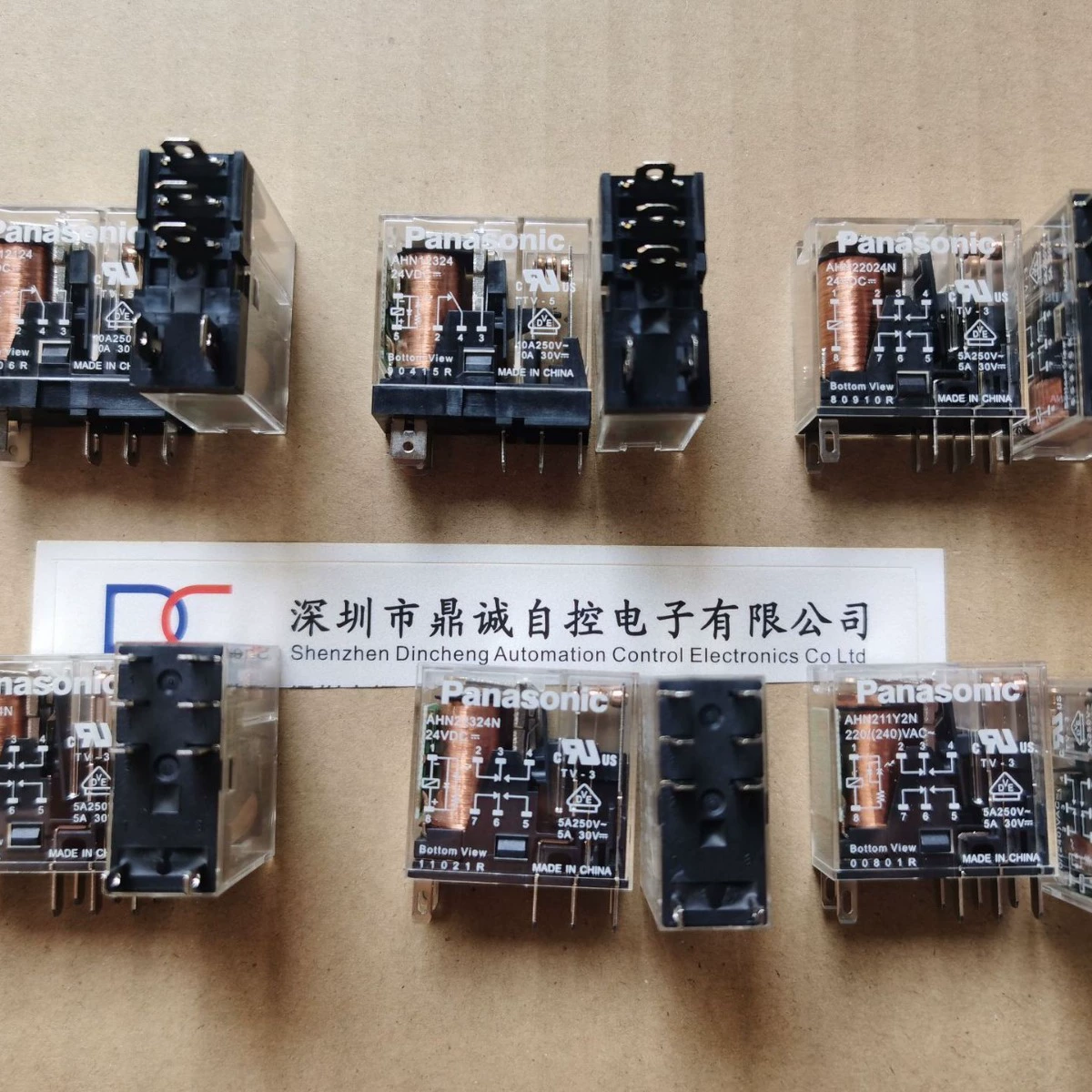 AHN22124N AHN22312N AHN22324N Промежуточные Реле новый Оригинал