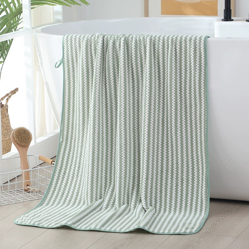 Toalla de baño absorbente extra grande casa de baños para adultos Toalla grande a rayas suave y cómoda Toalla de playa multicolor de terciopelo coral