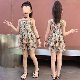女童夏装套装2026新款小女孩夏季时髦洋气儿童吊带短裤背心两件套