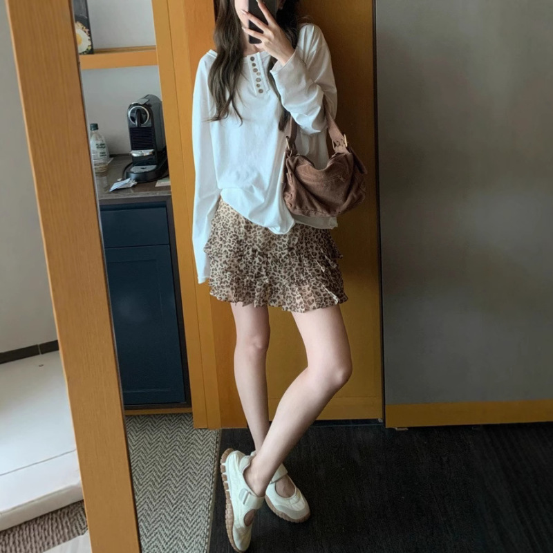 ASHENONLIN 曲奇饼干 不规则扣罩衫上衣女卷边设计感长袖休闲T恤|undefined