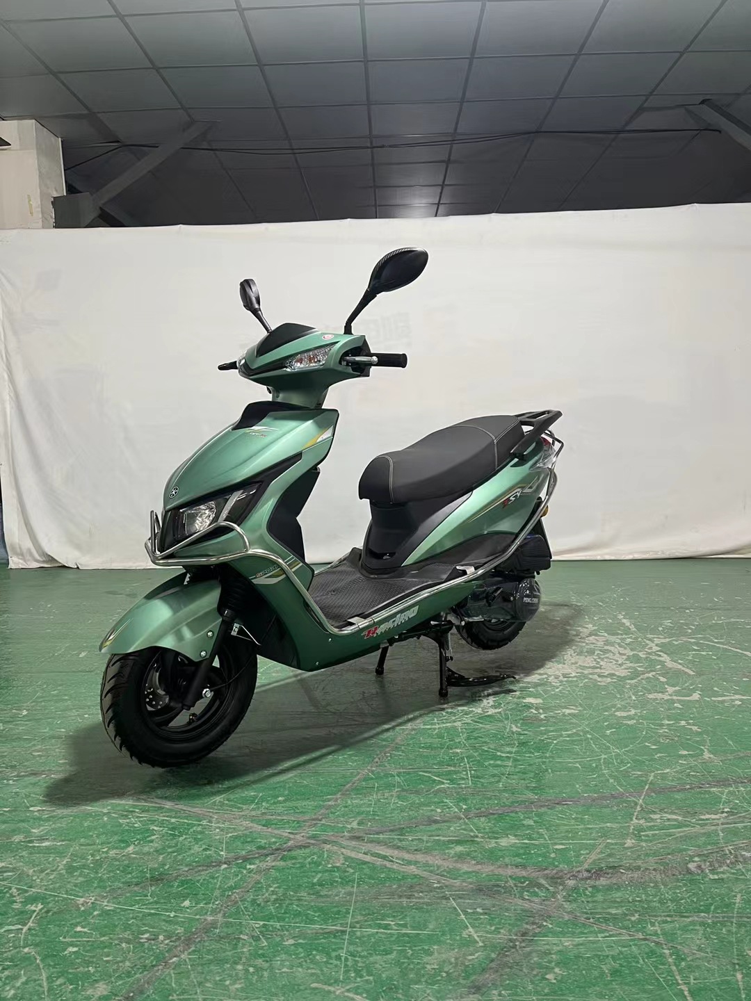 Cross-Border Exclusive Supply of Angel-Eye Motorcycles, Scooters, Fuel-Powered Motorcycles, Long-Lasting and Fuel-Efficient Scooters