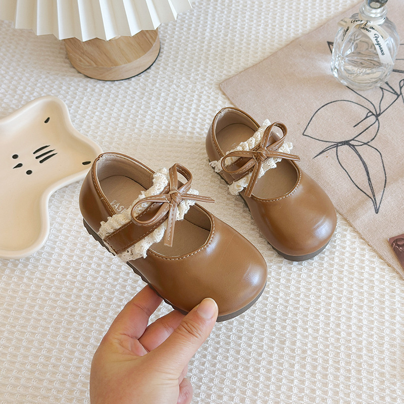 Zapatos de cuero para niñas 2026 primavera y otoño nuevos zapatos de un solo niño, zapatos de princesa de arco suave, zapatos de rendimiento Lefour image 8