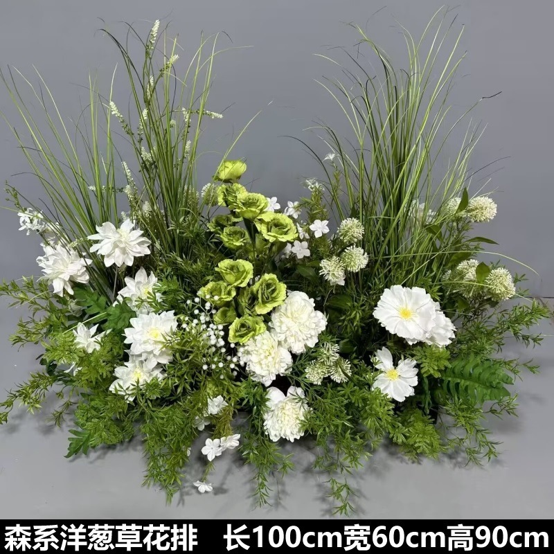 Flor de la boda de la flor Chiyeya rosa roja fila de orquídeas fila de flores bosque escena de compromiso decoración de la boda fondo de decoración