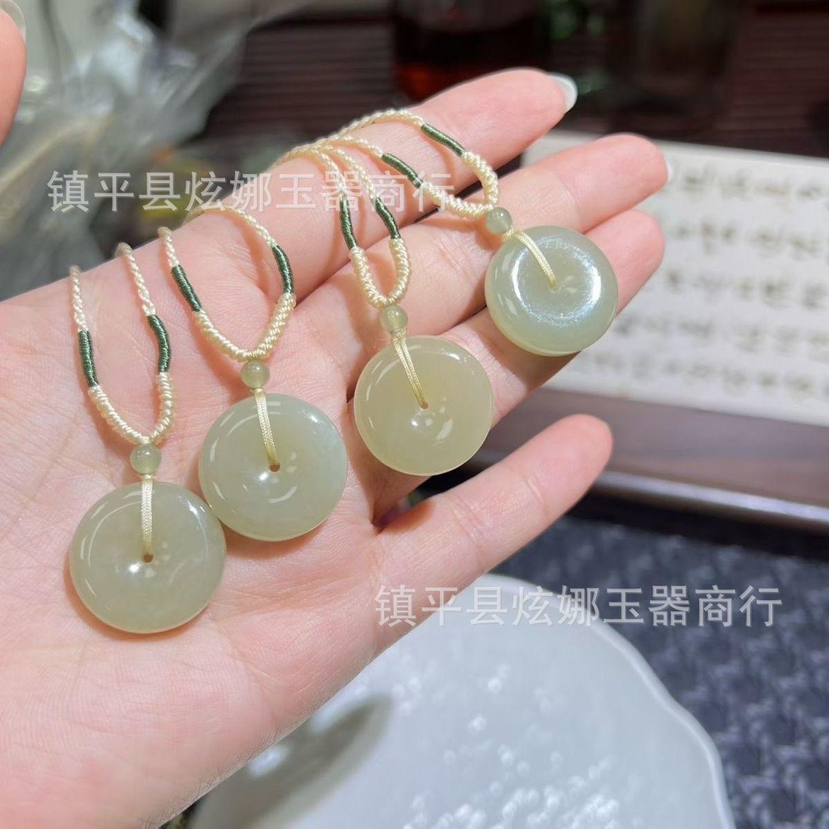 天然和田玉平安扣吊坠青海料晴水品真玉和田玉石平安扣批发