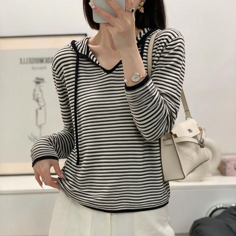 High-quality Korean-style fine wool striped hooded autumn new long-sleeve casual knit sweater top for women High-quality Korean-style fine wool striped hooded autumn new long-sleeve casual knit sweater top for women