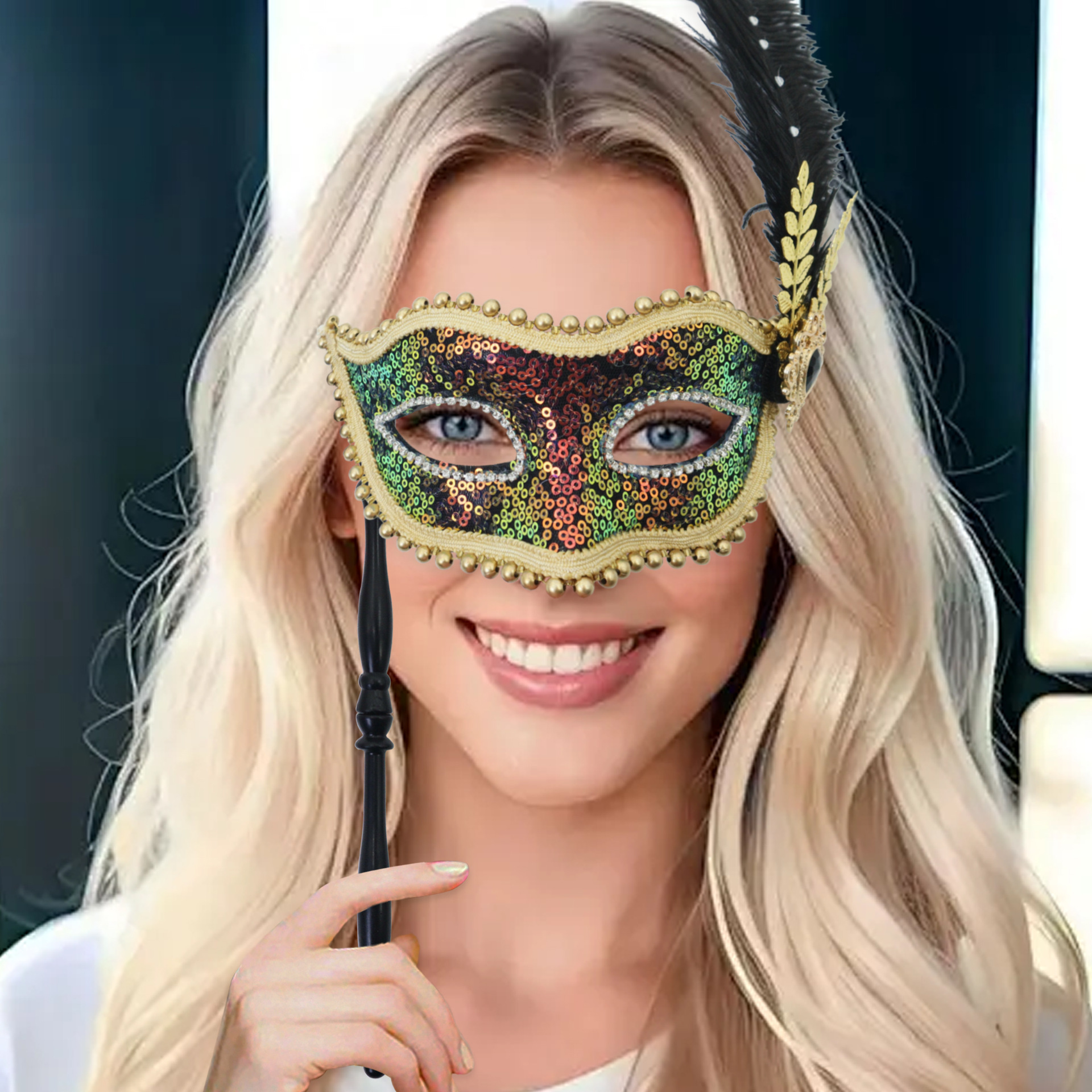 Amazon venta caliente de máscaras de sequillas de mano de borde lateral plumas metálicas mariposas maquillaje máscara de baile de damas