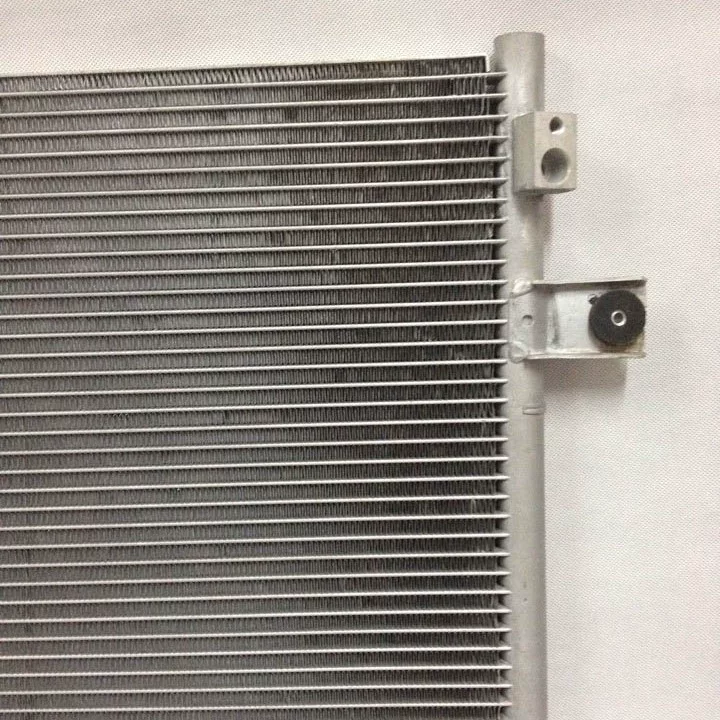 BML0330 is suitable for Nissan Maxima condenser cooling network