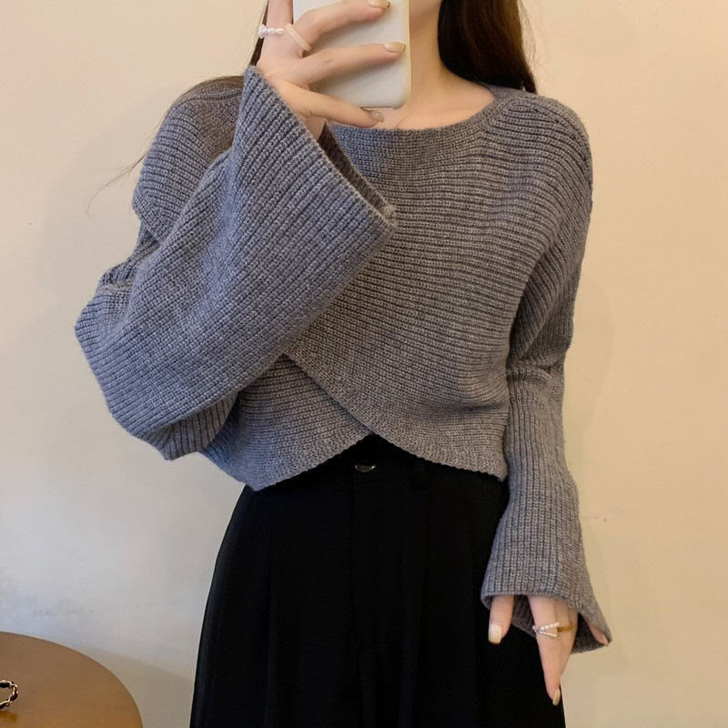 Irregular Short Cross-Border European and American Knitwear for Women 2025 Autum New Korean Style Design Niche Navel-Baring Knitwear