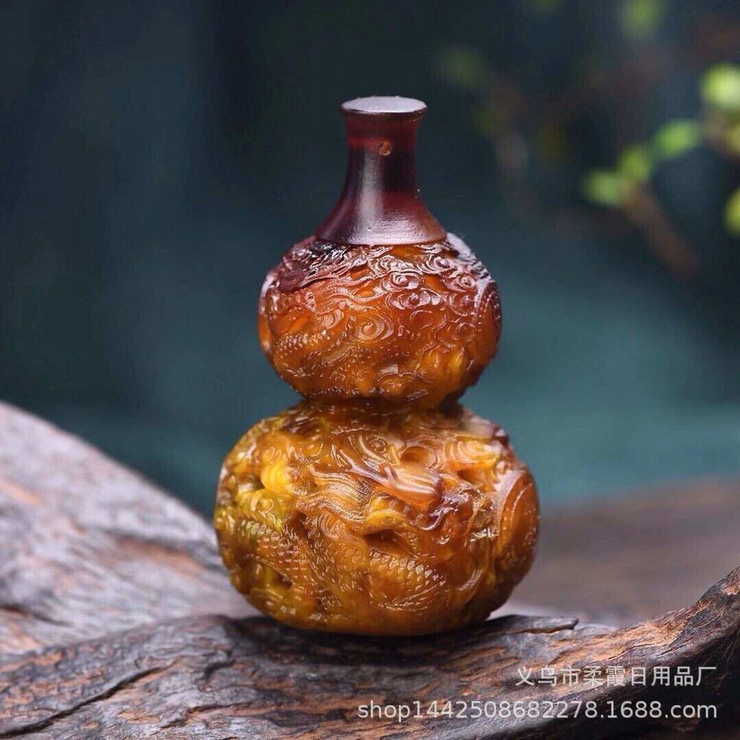 工厂直销龙涎香灰琥珀手把件盘龙葫芦二代琥珀蜜蜡吊坠直播货源