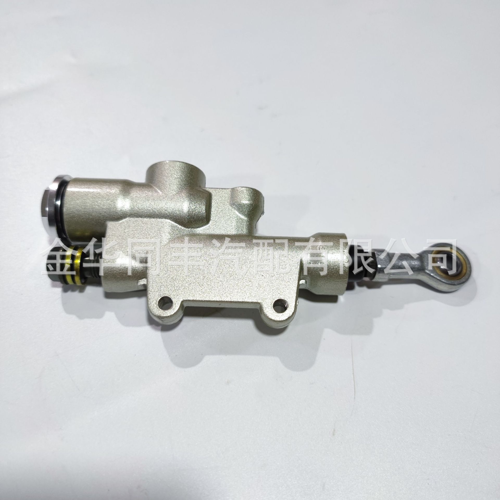 KTM总泵77013060044 (3).jpg