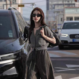 春夏时尚新款简约薄款圆领开衫针织衫上衣女装短袖百搭透气