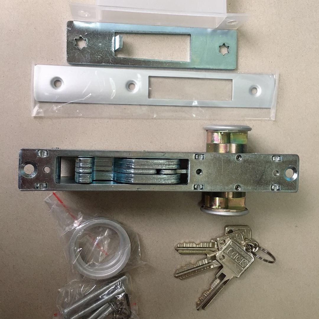 El SUR DE China grande KFC McDonald's reforzado especial de aleación de aluminio cerradura de piso de vidrio enmarcado cerradura de la puerta plana abierta