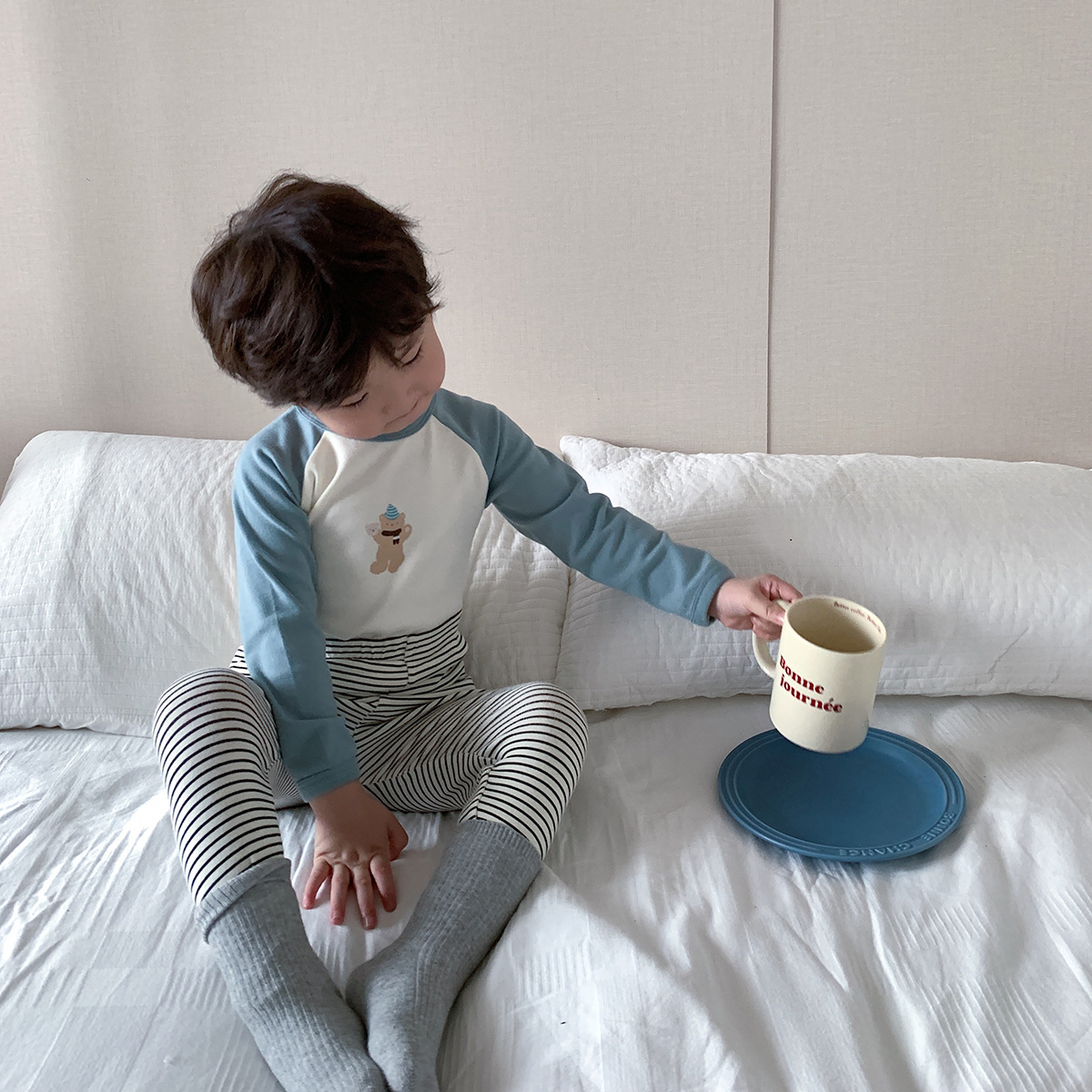 스트라이프 라글란 슬리브 베어 블루