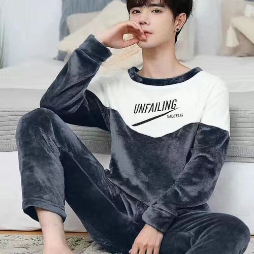 Men's Pajamas Autumn and Winter Coralline Flannel Pajamas for Men Cartoon Men's Clothing Can Be Worn Outside Men's Pajamas Homecoming Clothes
