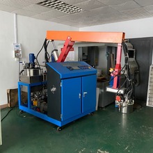 供应RIM低压灌注机 厂家 品牌 质量 销量 塑料注射成型机  硅胶模