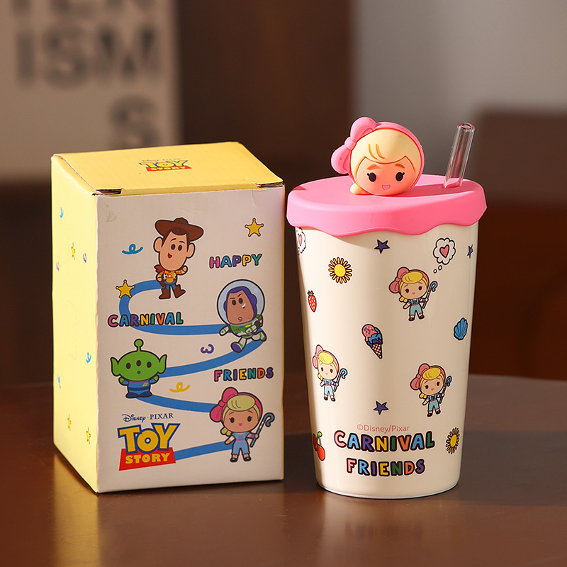 Toy Story de dibujos animados con tapa de taza de agua de cerámica taza de paja de gran capacidad taza de café de pareja creativa de alto valor nominal