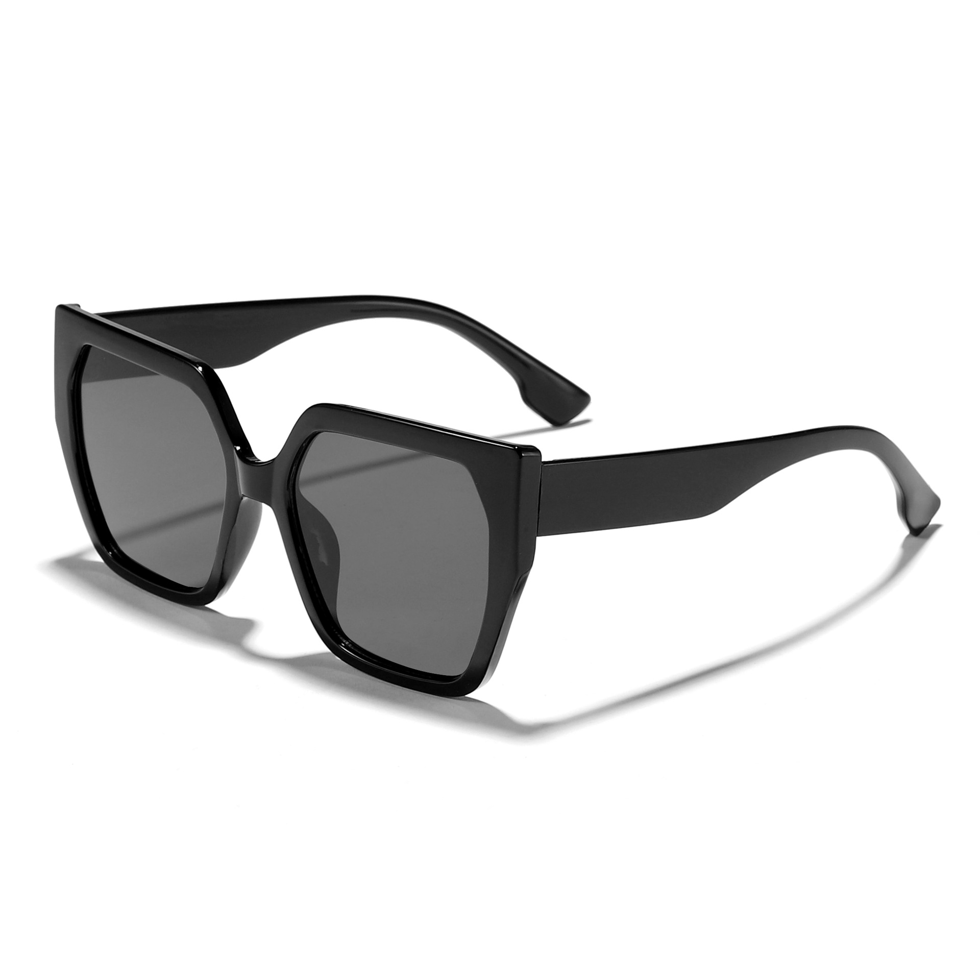 Nuevas gafas de sol caja de gradiente ojos de gato sunglasses gafas de sol marrones europeas y americanas al por mayor uv400 comercio exterior