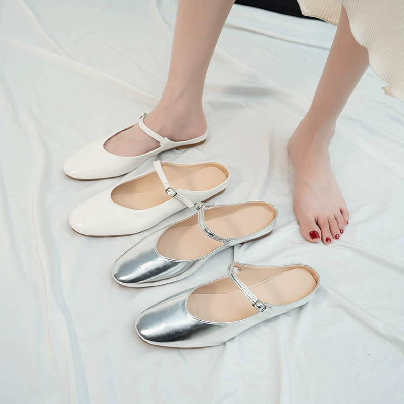 Женская обувь 2025 плоский каблок с заостренным задним пустым одиночным туфлями простой плоский пол-туфелька Мюллер обувь серебряная мода полутолщая женщина