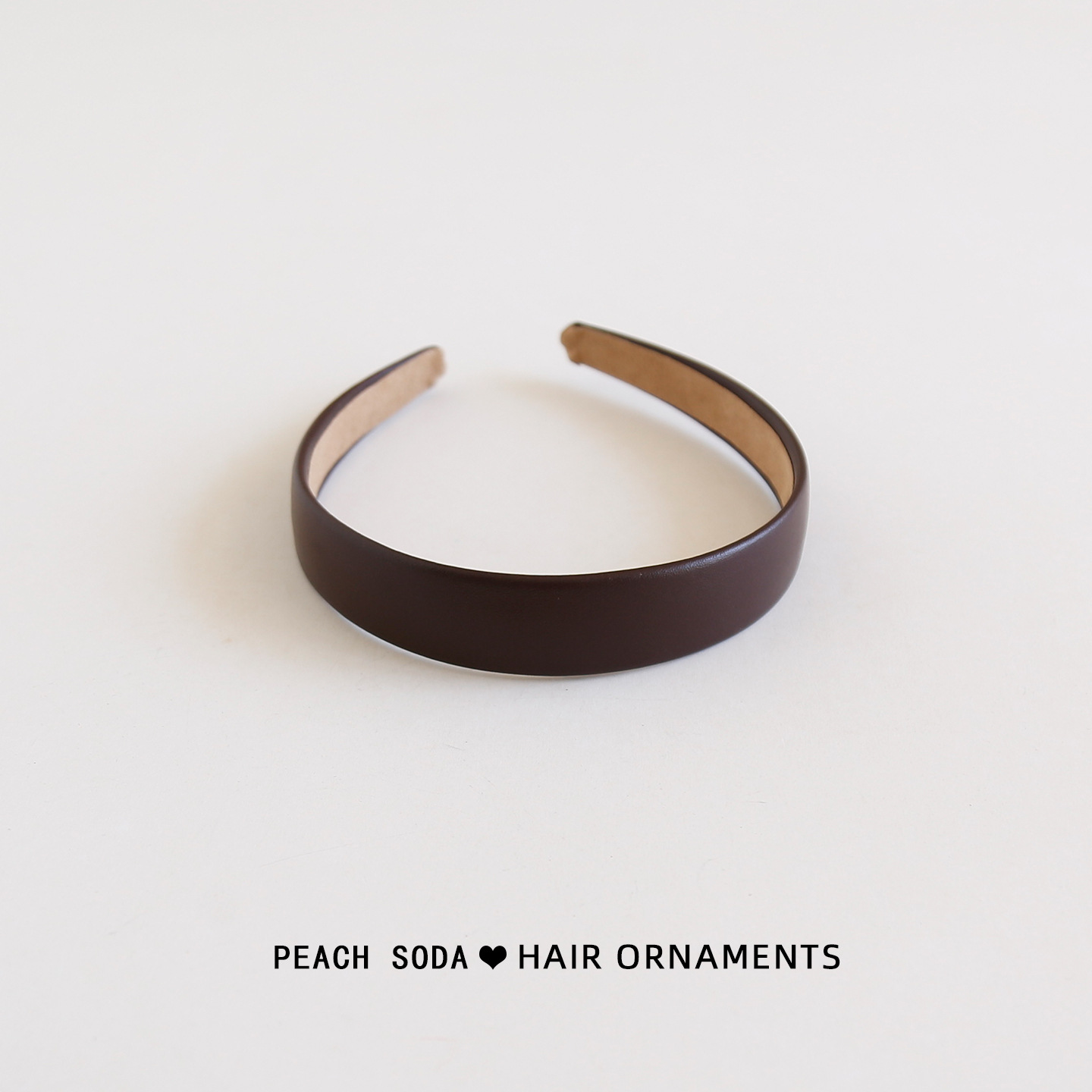 優しい色 ~ 日本系のレトロな皮質のカチューシャが広くて、外に出てカードを出します。